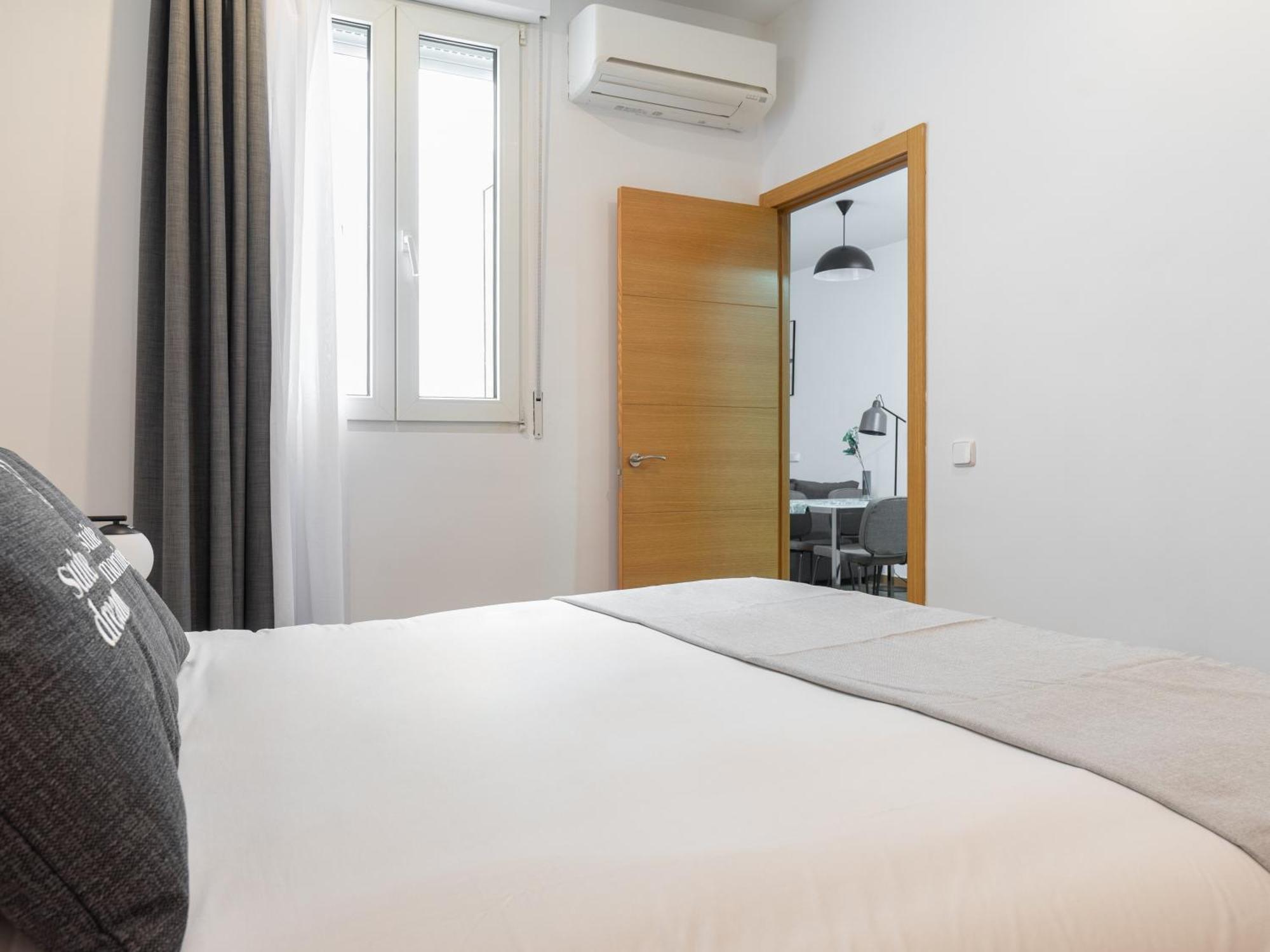 Limehome Madrid San Lorenzo Room photo
