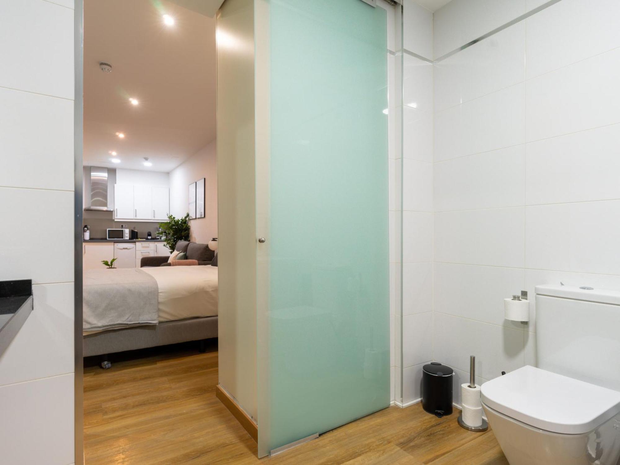 Limehome Madrid San Lorenzo Room photo