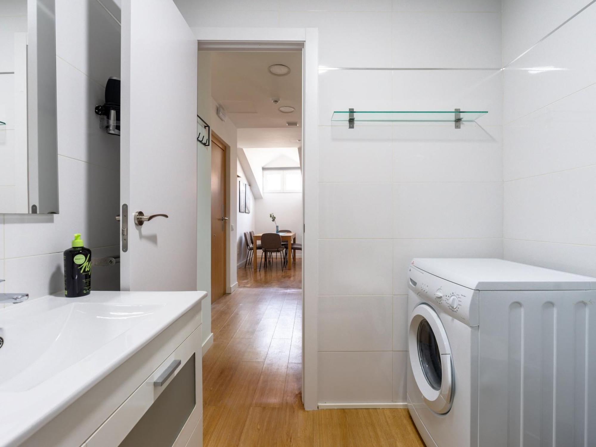 Limehome Madrid San Lorenzo Room photo